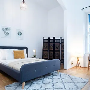 https://lovely-downtown-apartment-close-to-the-basilica.inbudapesthotels.com